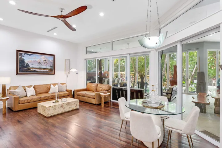 12 Sylvan Lane - 34.jpg-SMALL