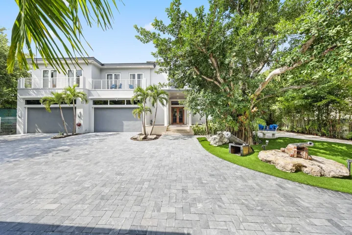 12 Sylvan Lane - 8.jpg-SMALL