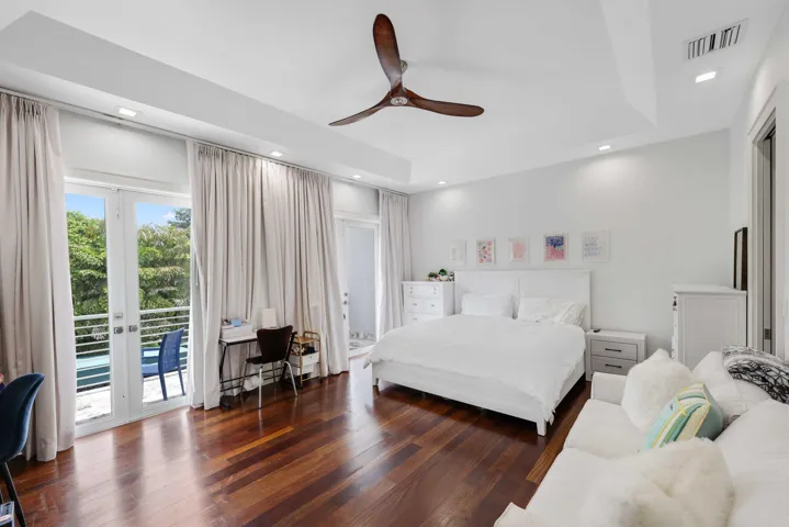 12 Sylvan Lane - 98.jpg-SMALL