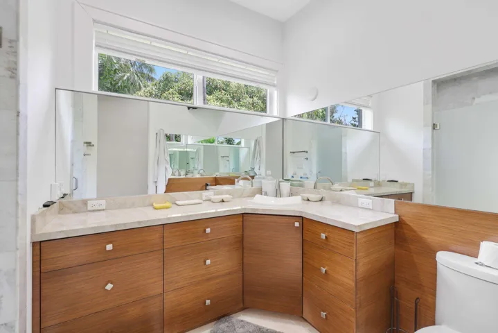 12 Sylvan Lane - 94.jpg-SMALL