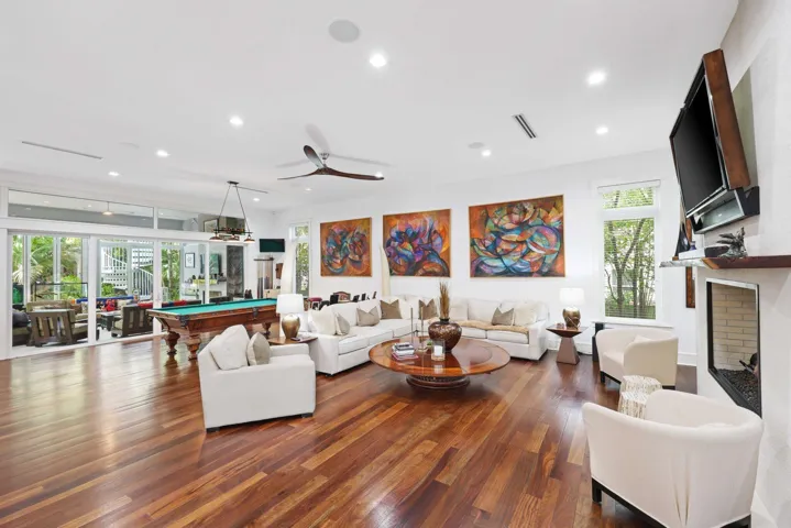 12 Sylvan Lane - 22.jpg-SMALL