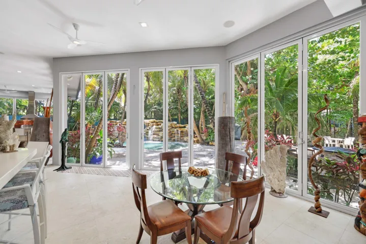 12 Sylvan Lane - 76.jpg-SMALL
