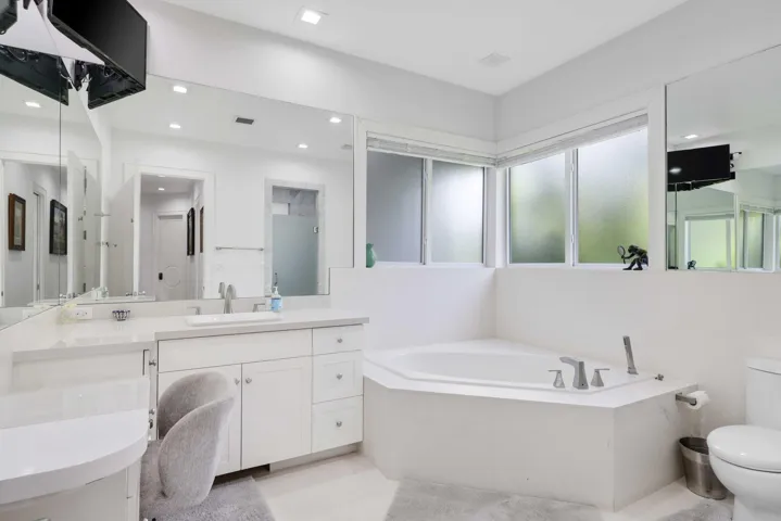 12 Sylvan Lane - 95.jpg-SMALL