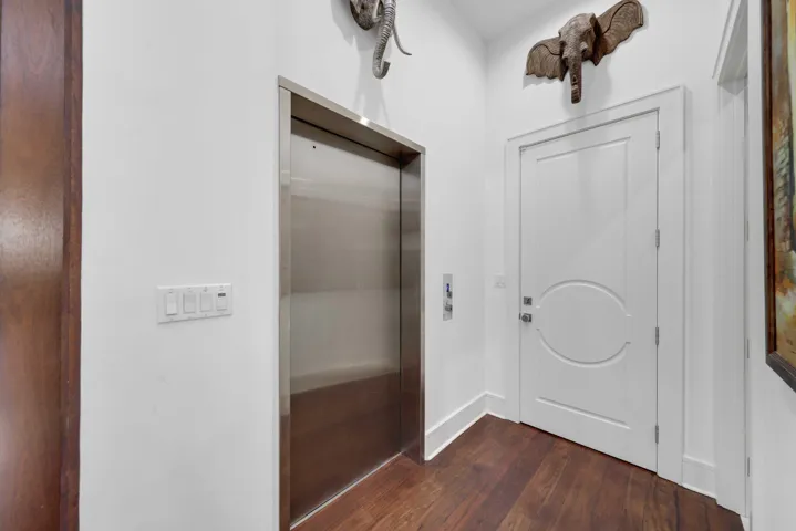 12 Sylvan Lane - 15.jpg-SMALL