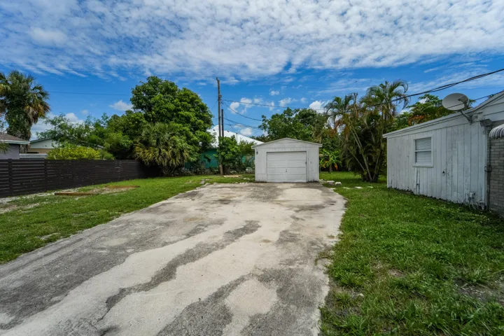 1007CharlesstreetWPB-4