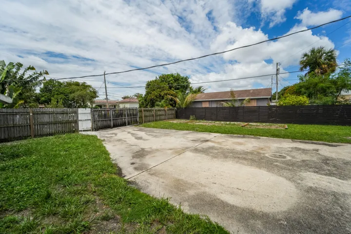 1007CharlesstreetWPB-11