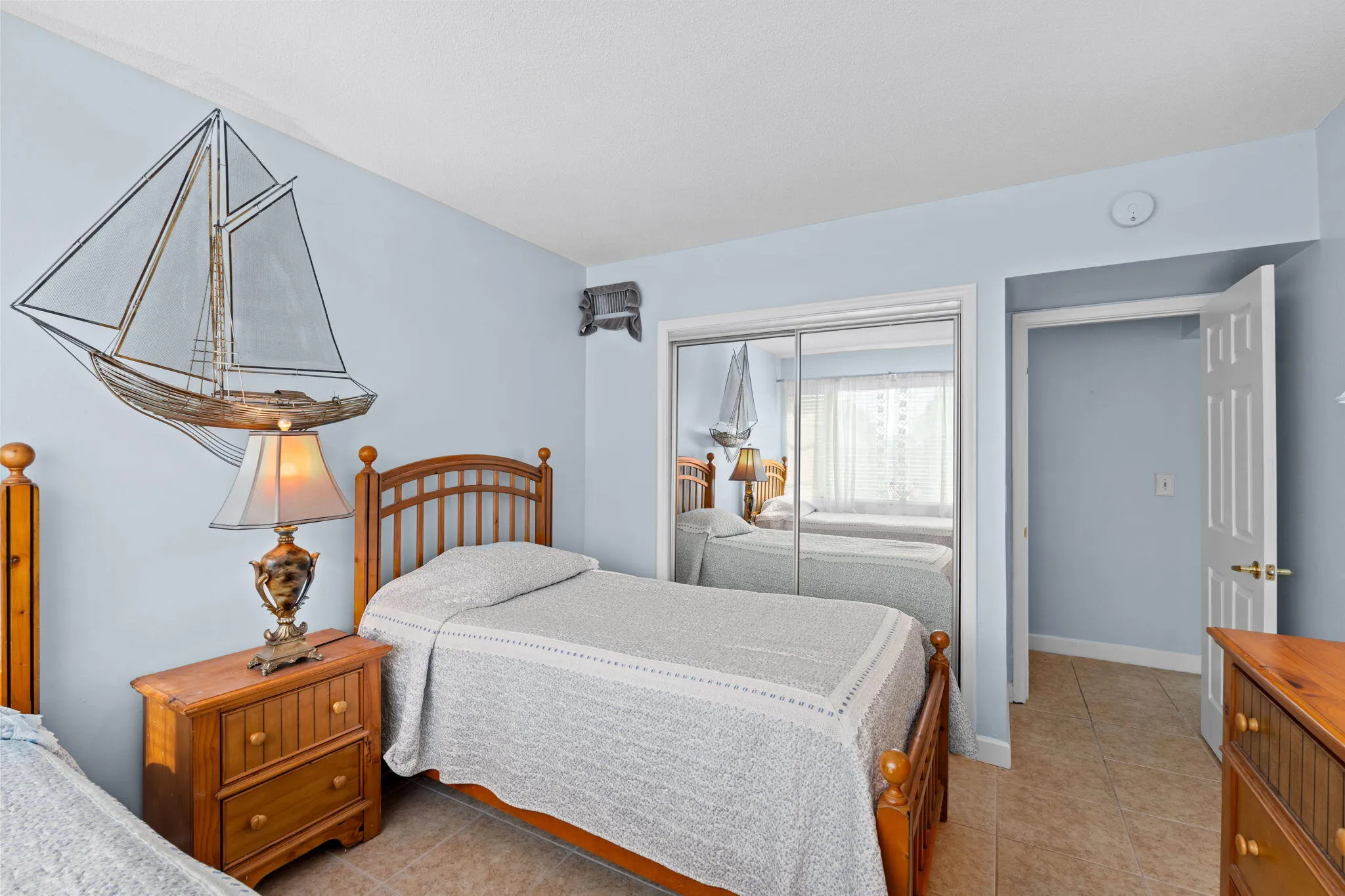 19-web-or-mls-A7409910