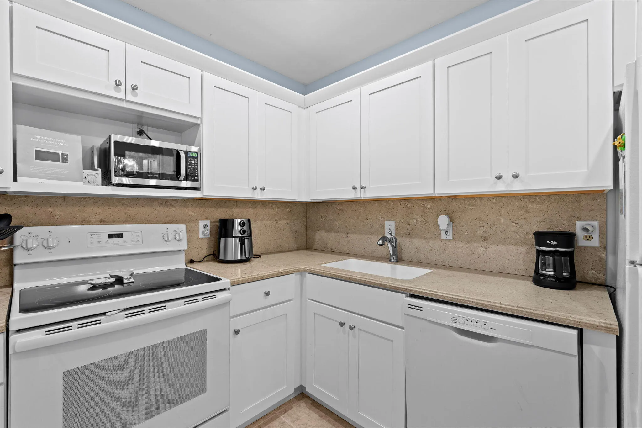 14-web-or-mls-A7409901