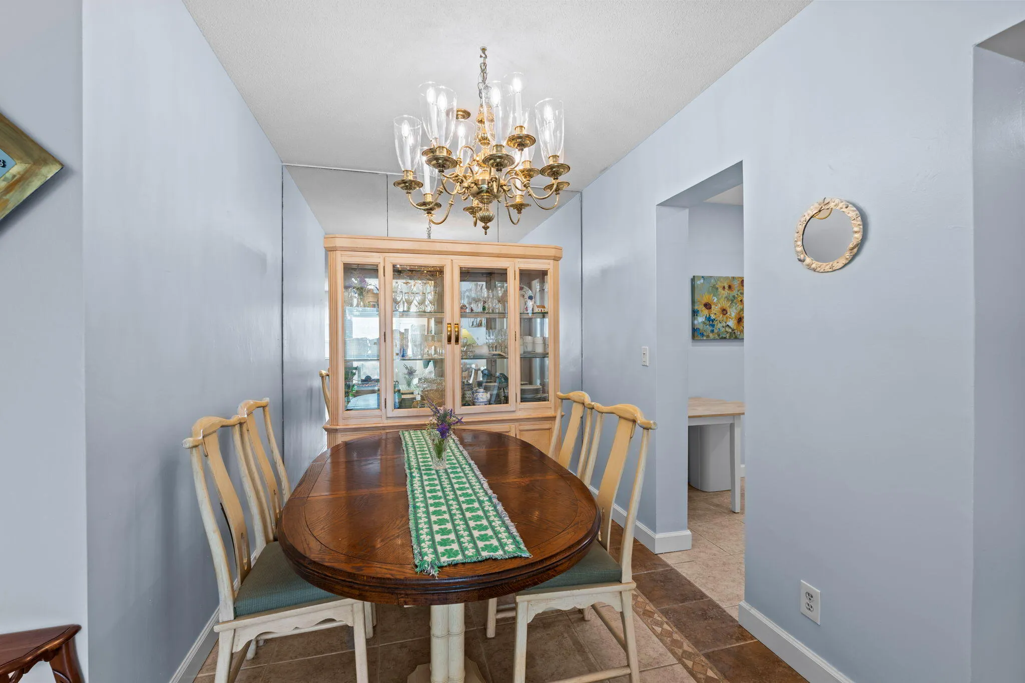 4-web-or-mls-A7409871
