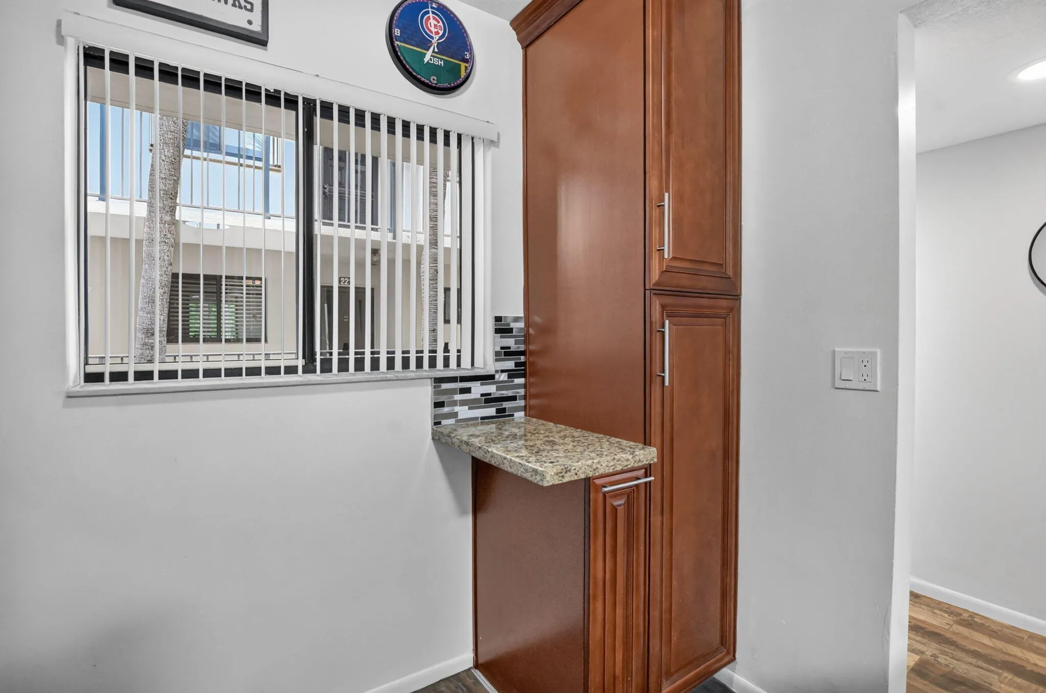 Kitchen pantry