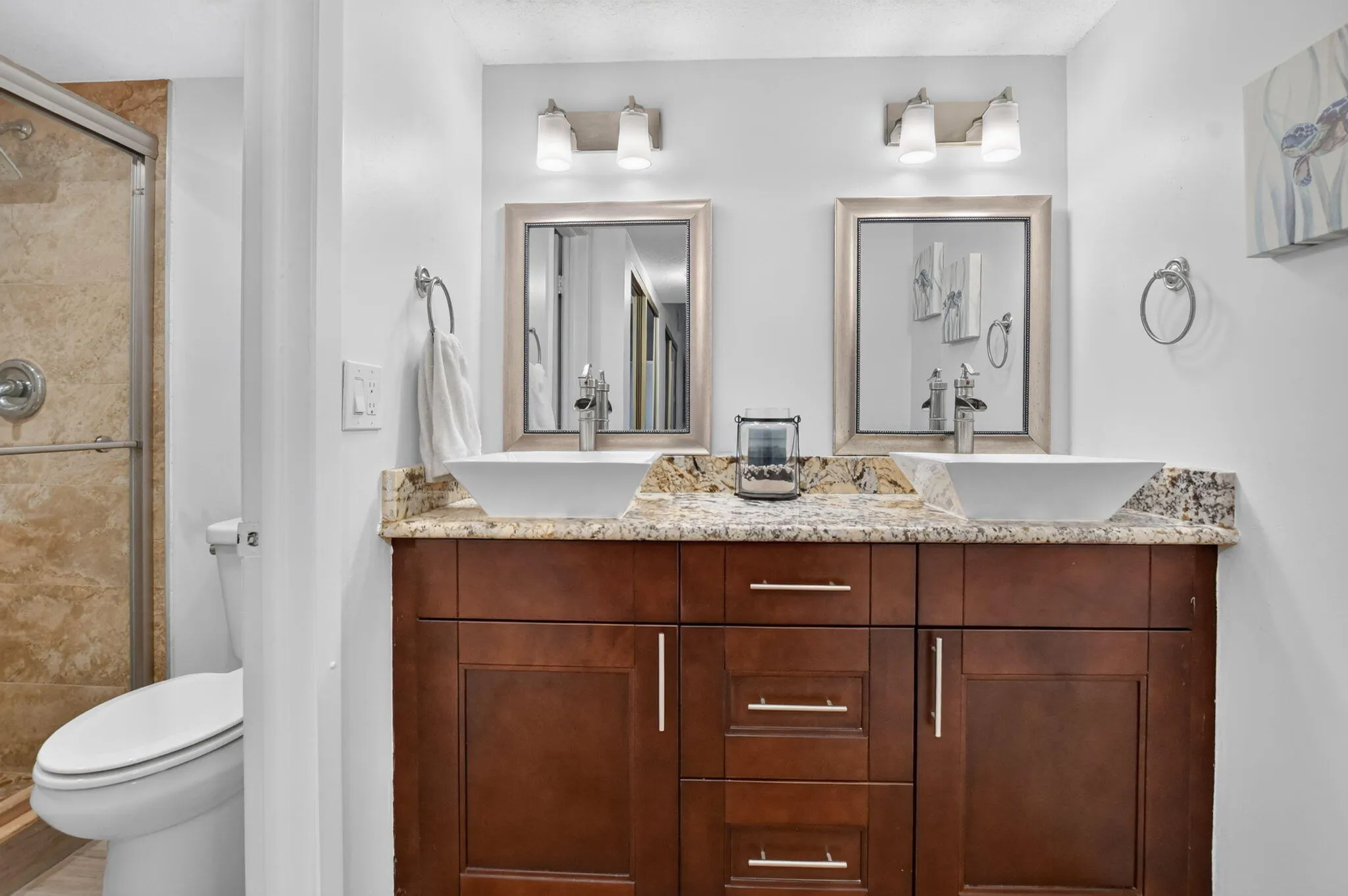 Dual Sink Primary bath
