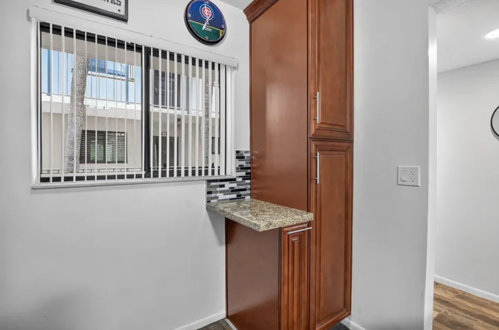 Kitchen pantry