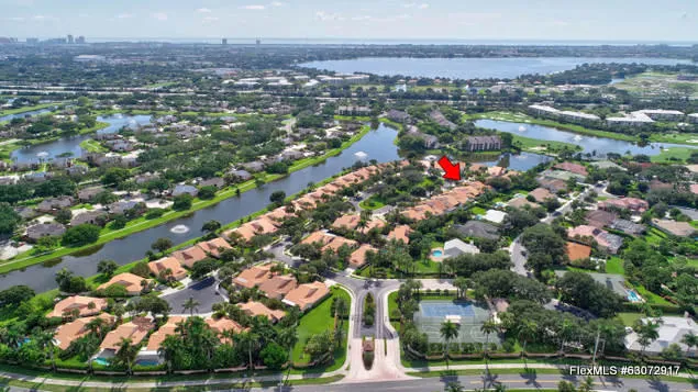 Surrounded by the Palm Beach Lakes