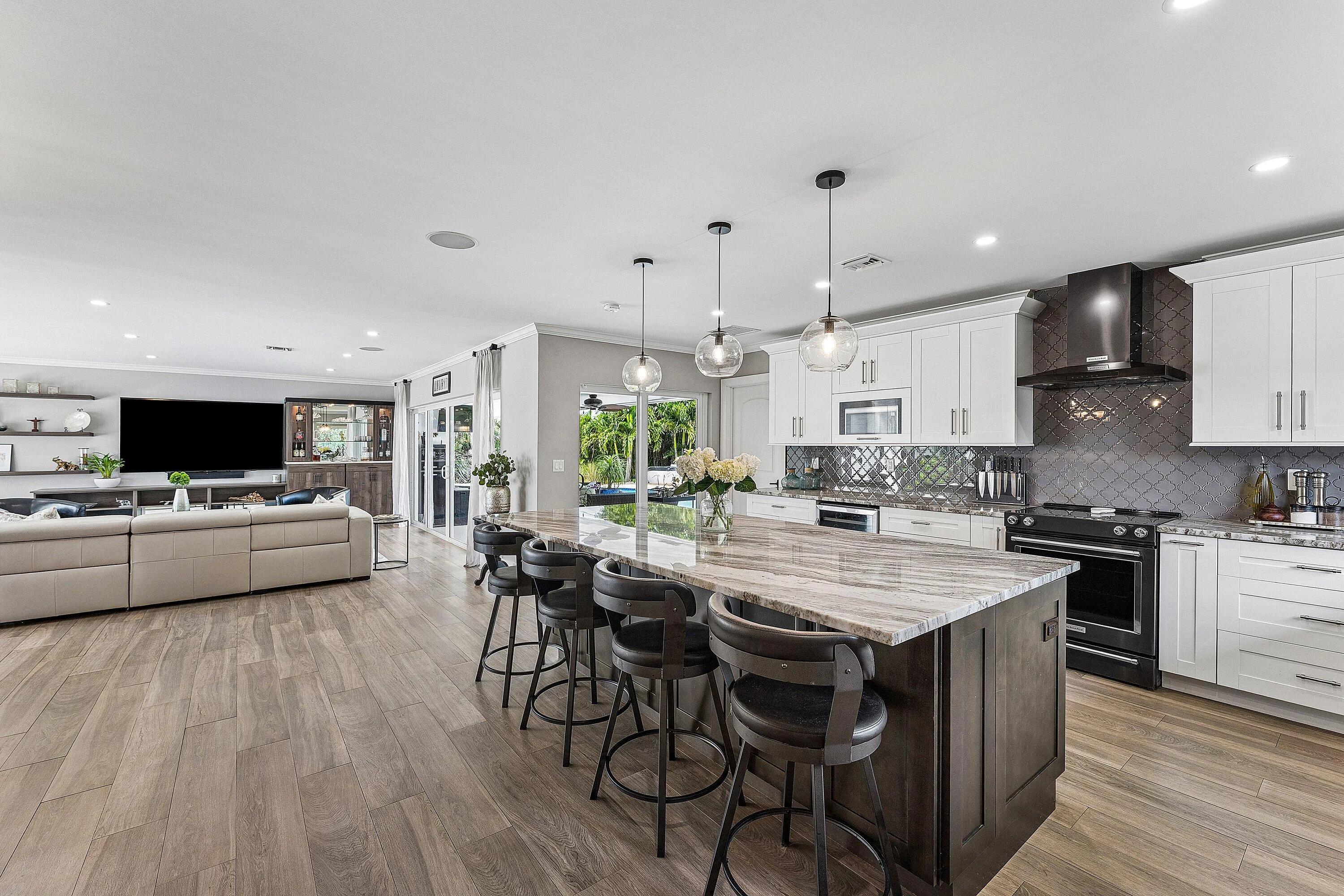 Marble Counters & Glass Arabesque Backsplash