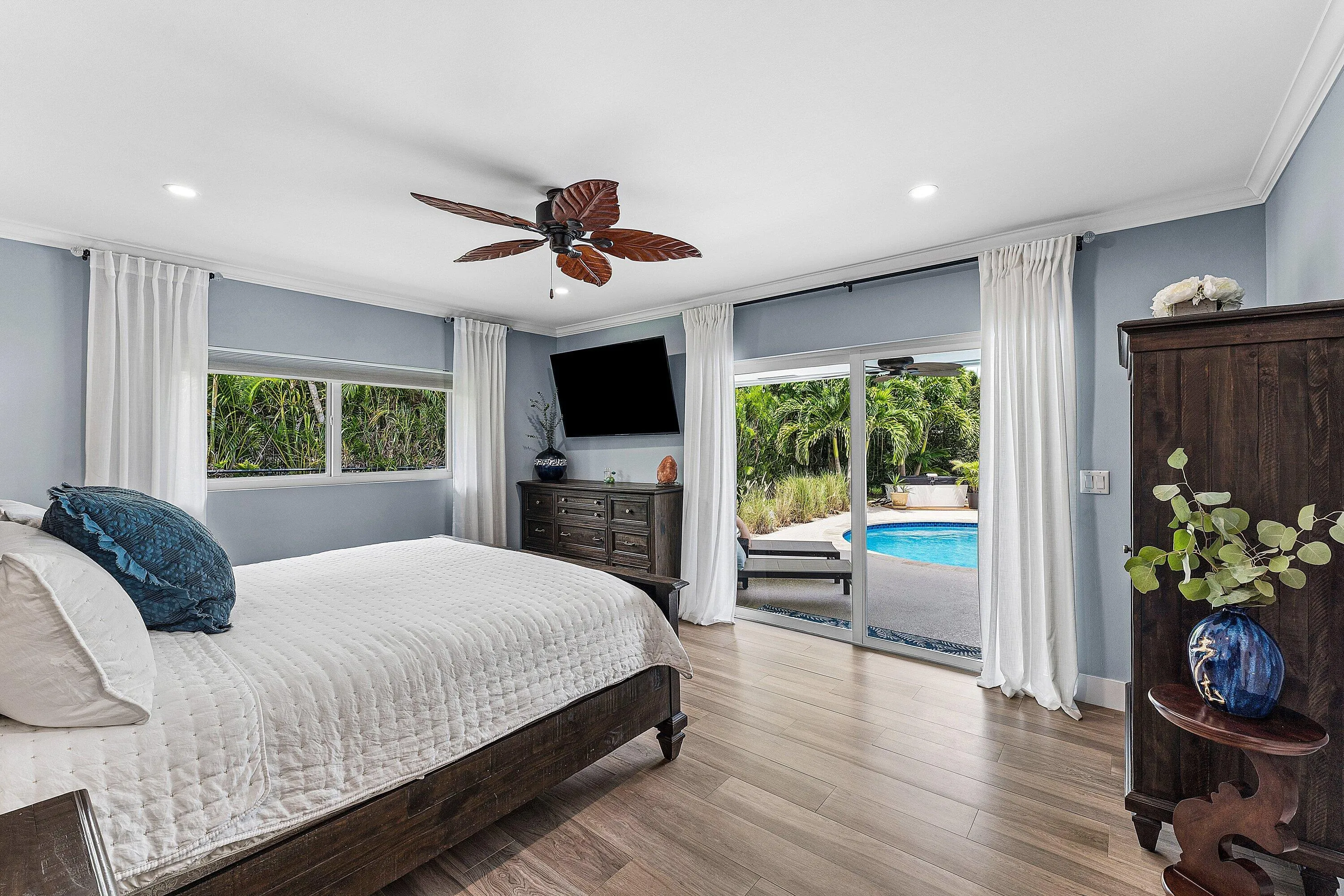 Primary En Suite 1