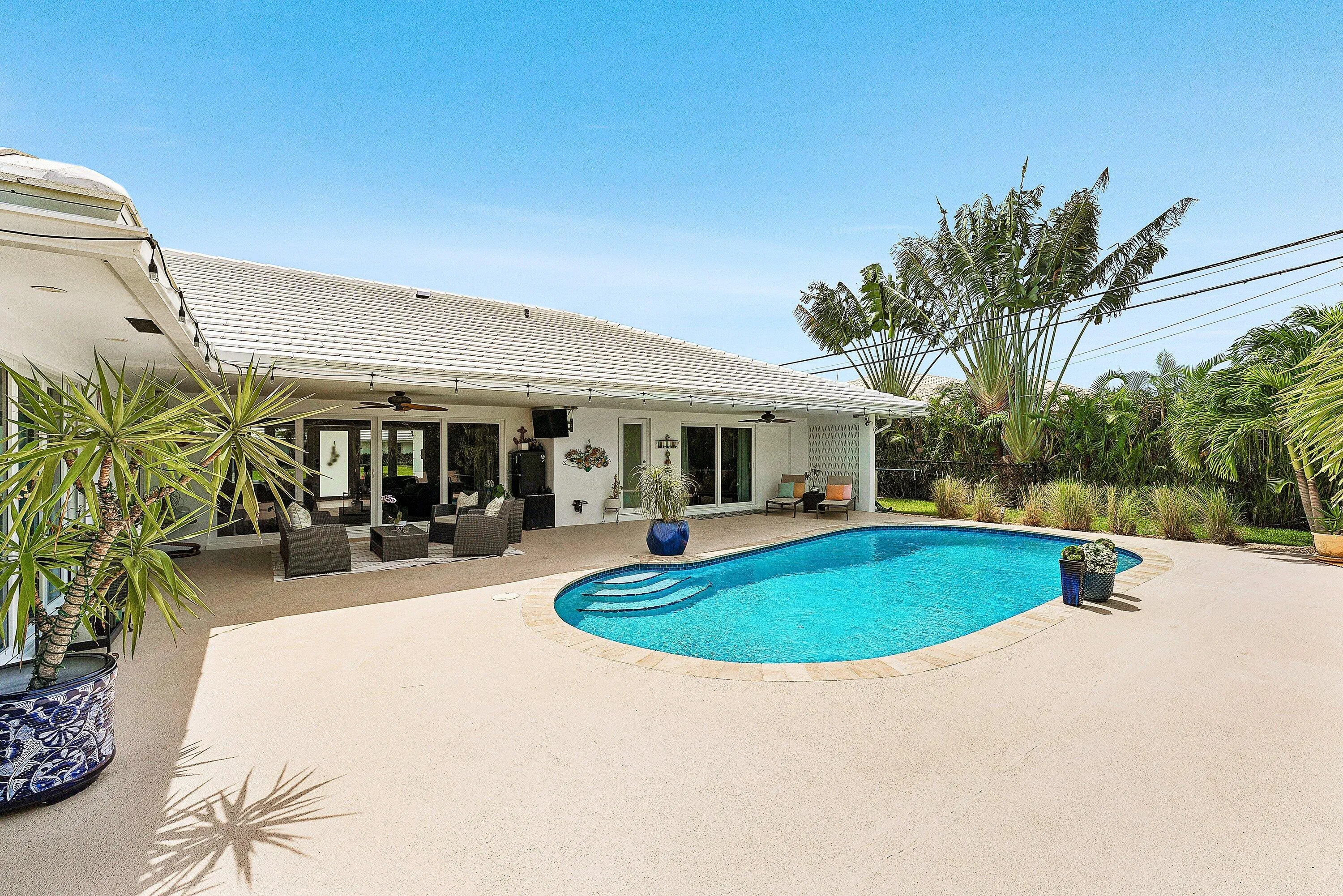 East Facing Textured Concrete Patio with Cool-Touch Finish
