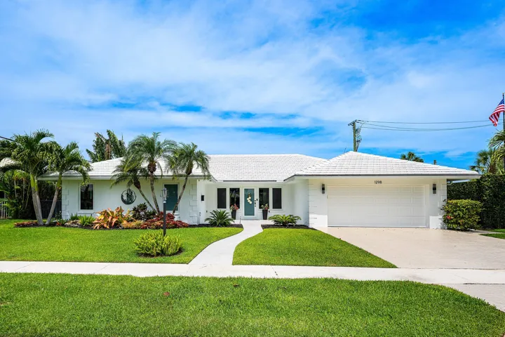Meticulously Maintained & Reconstructed in 2018