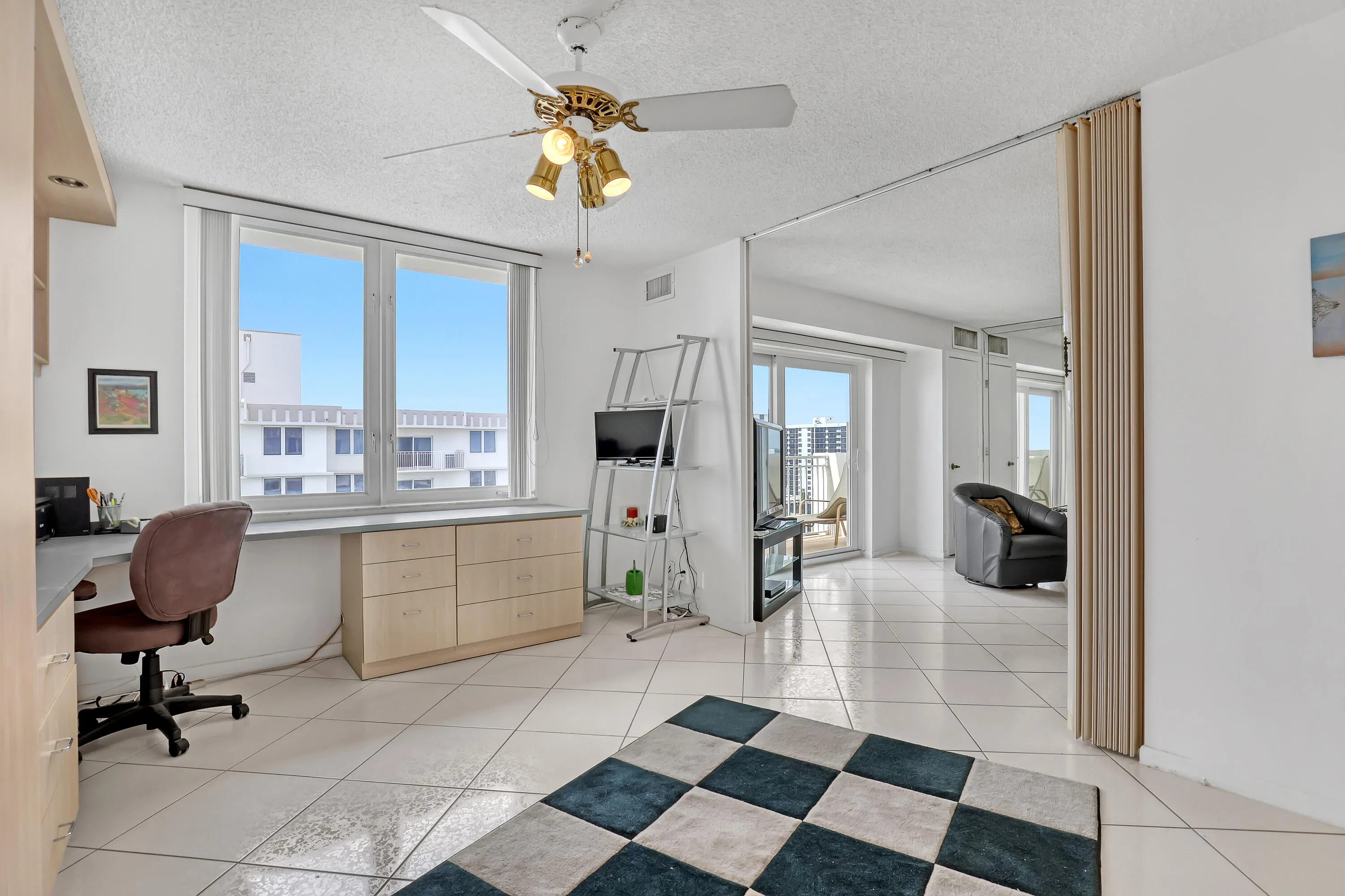 3221 S Ocean #1003