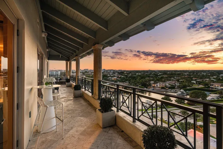 Balcony 3