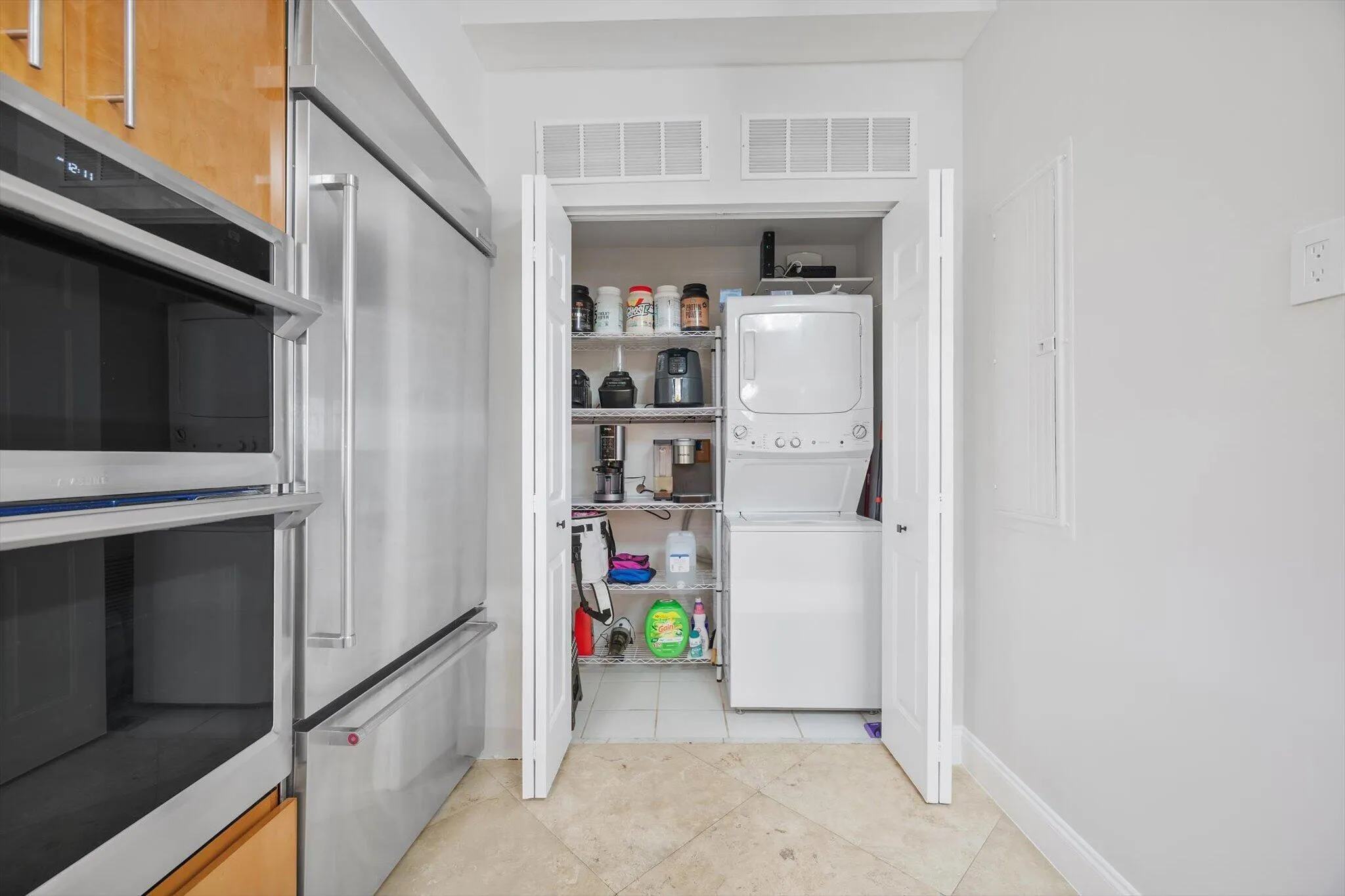 20-615 Bayshore Dr_020