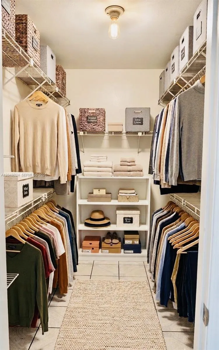 Large Walking Closet