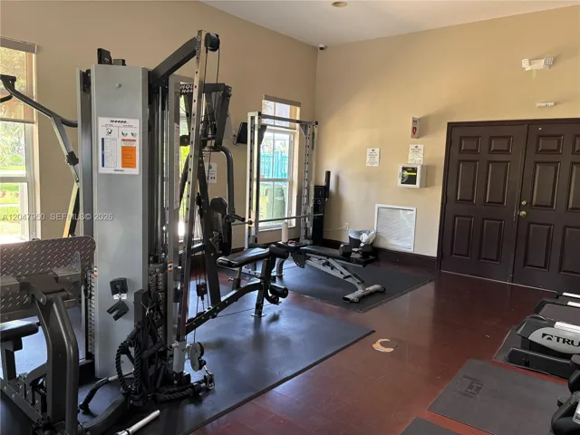 Photo 43