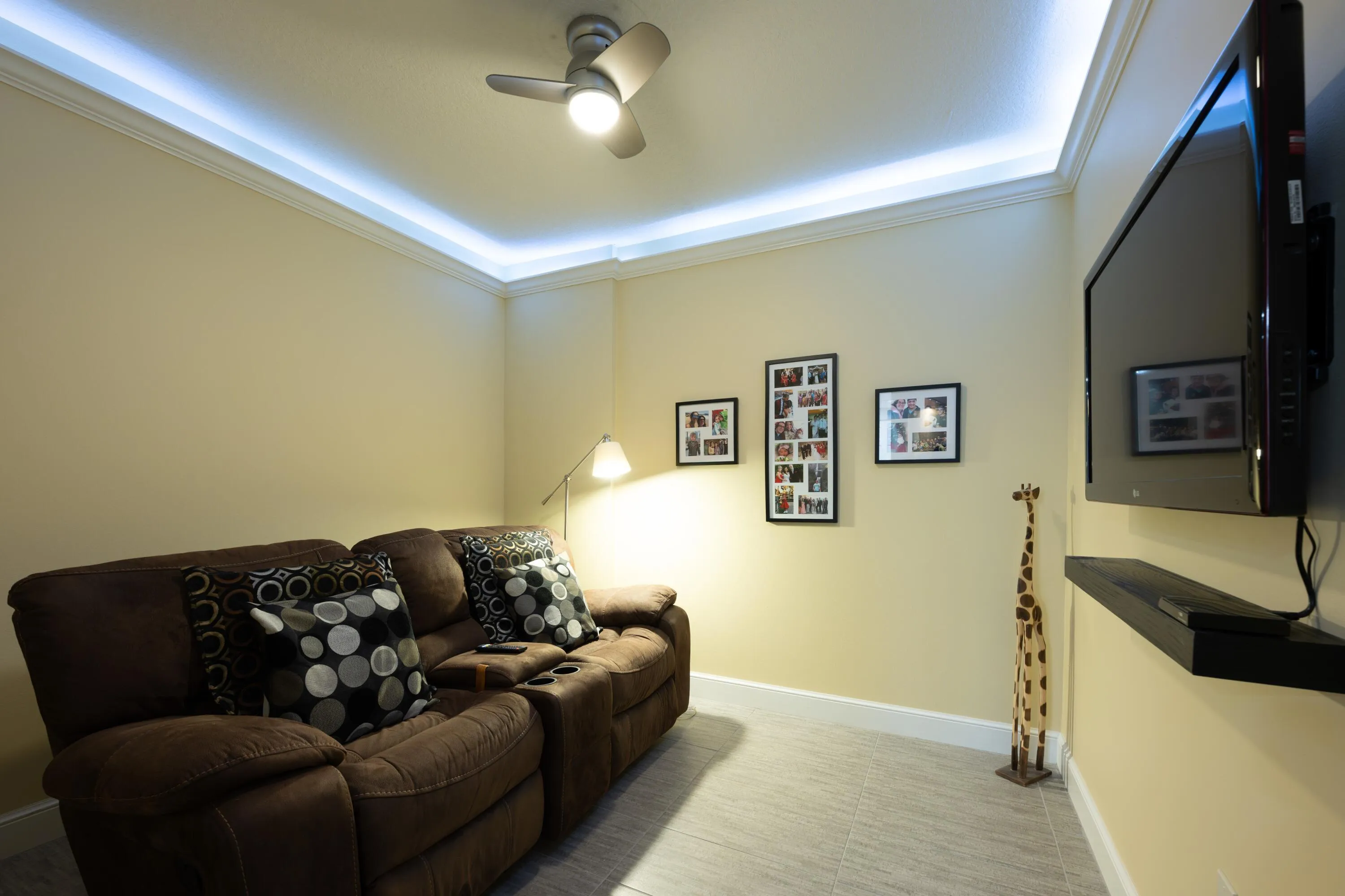 030_Media Room