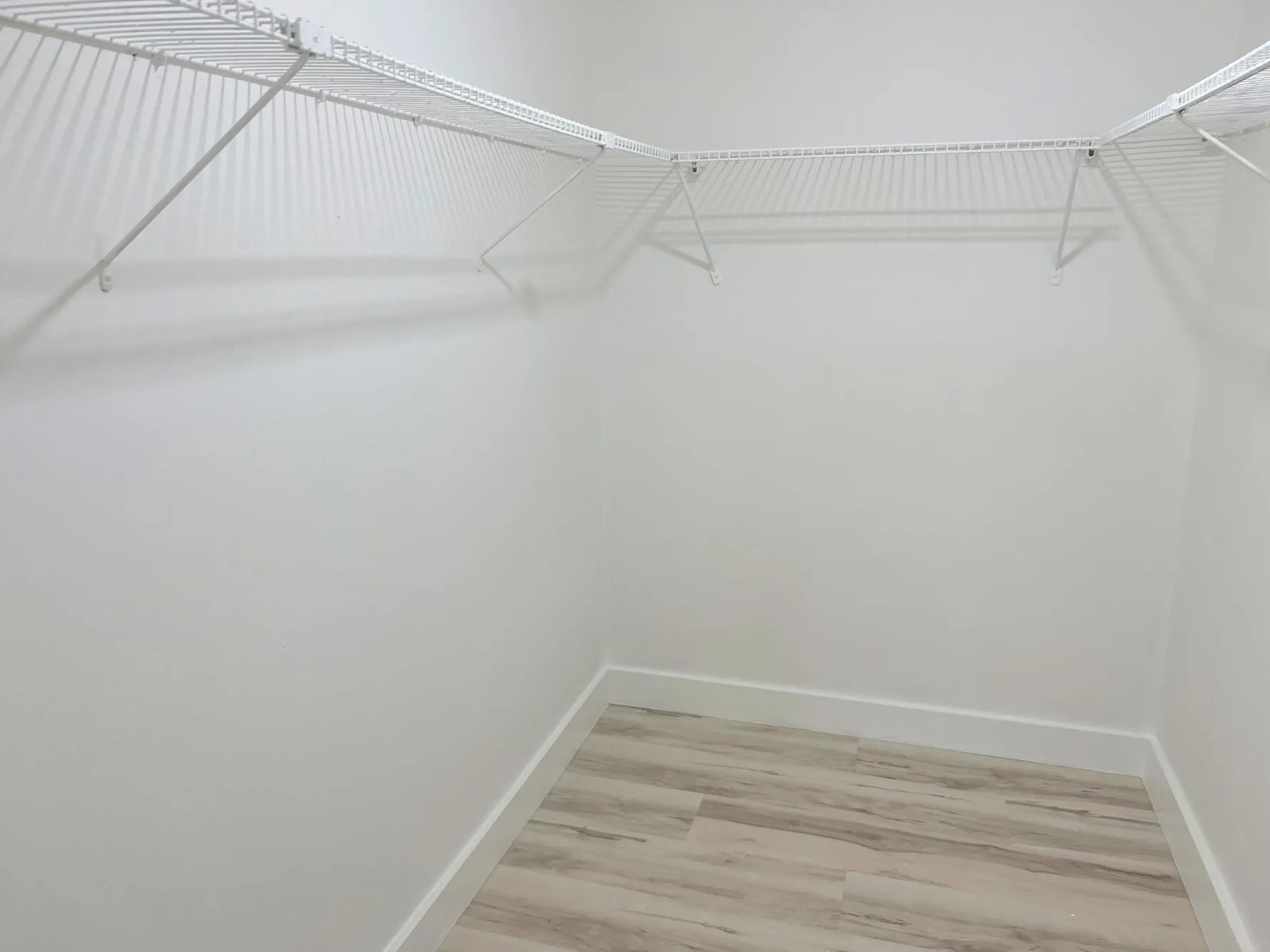 MASTER WALK IN CLOSET