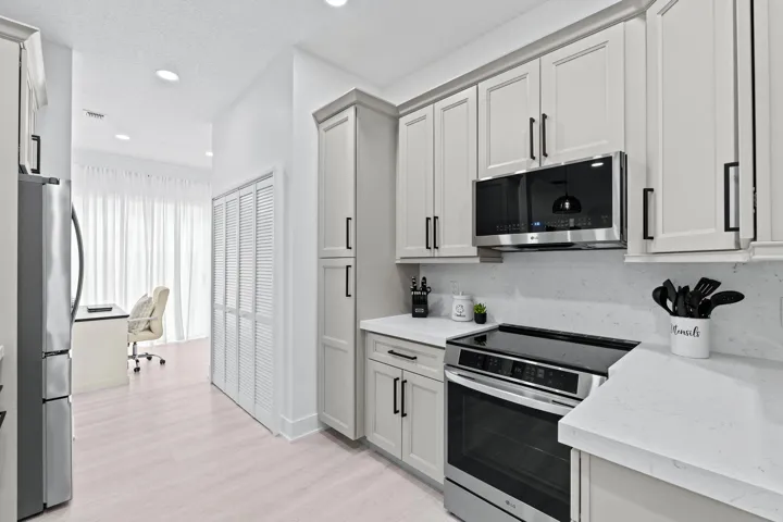 22-web-or-mls-A7400142