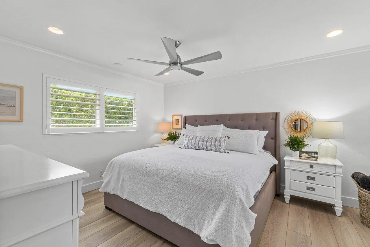 019-1032Southwest9thAvenue-BocaRaton-FL-