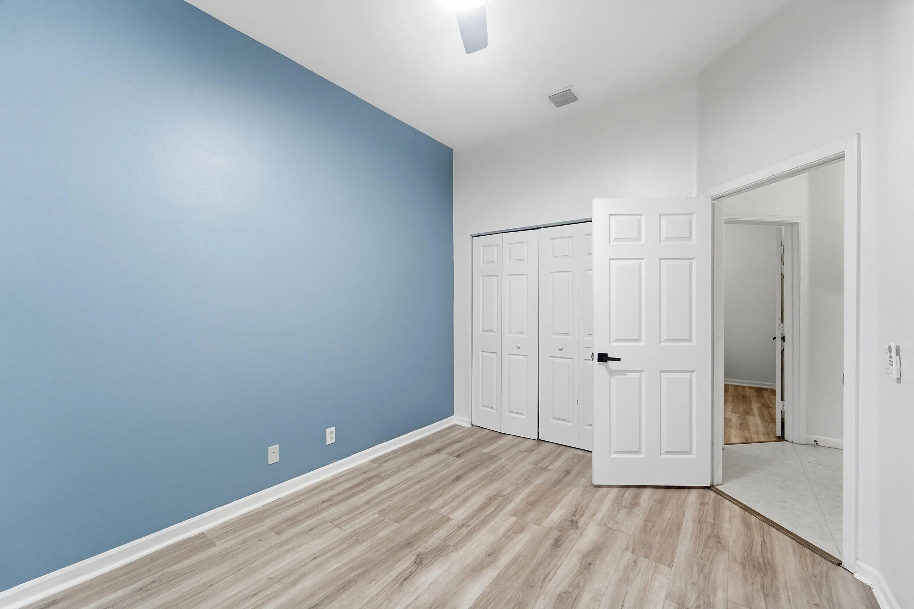 09_bedroom