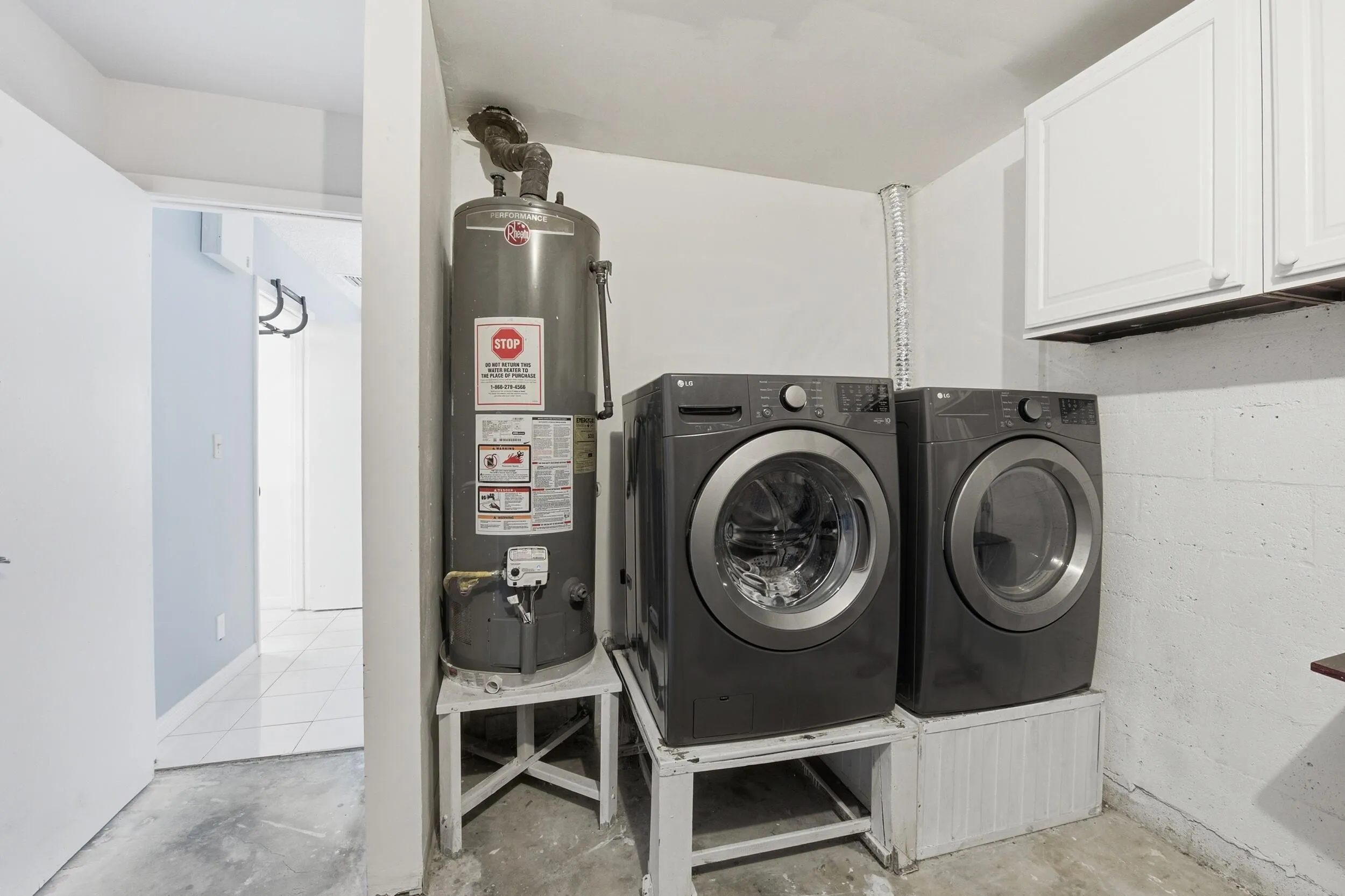 Washer/Dryer in Garage