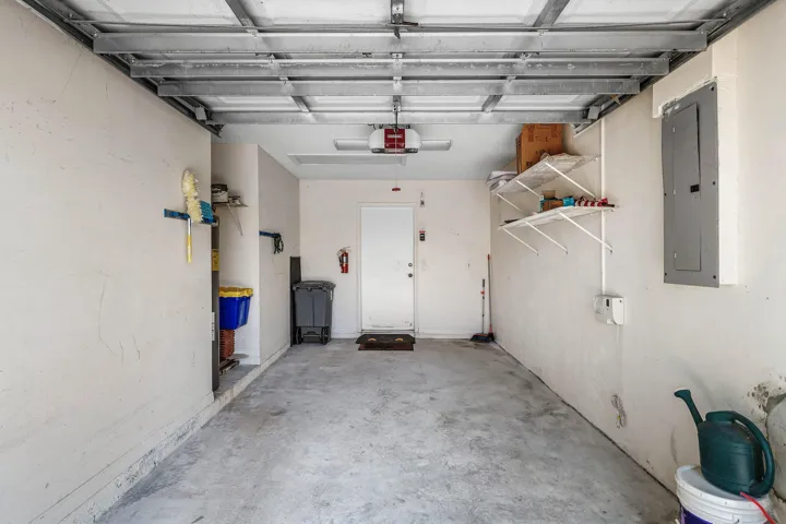 garage