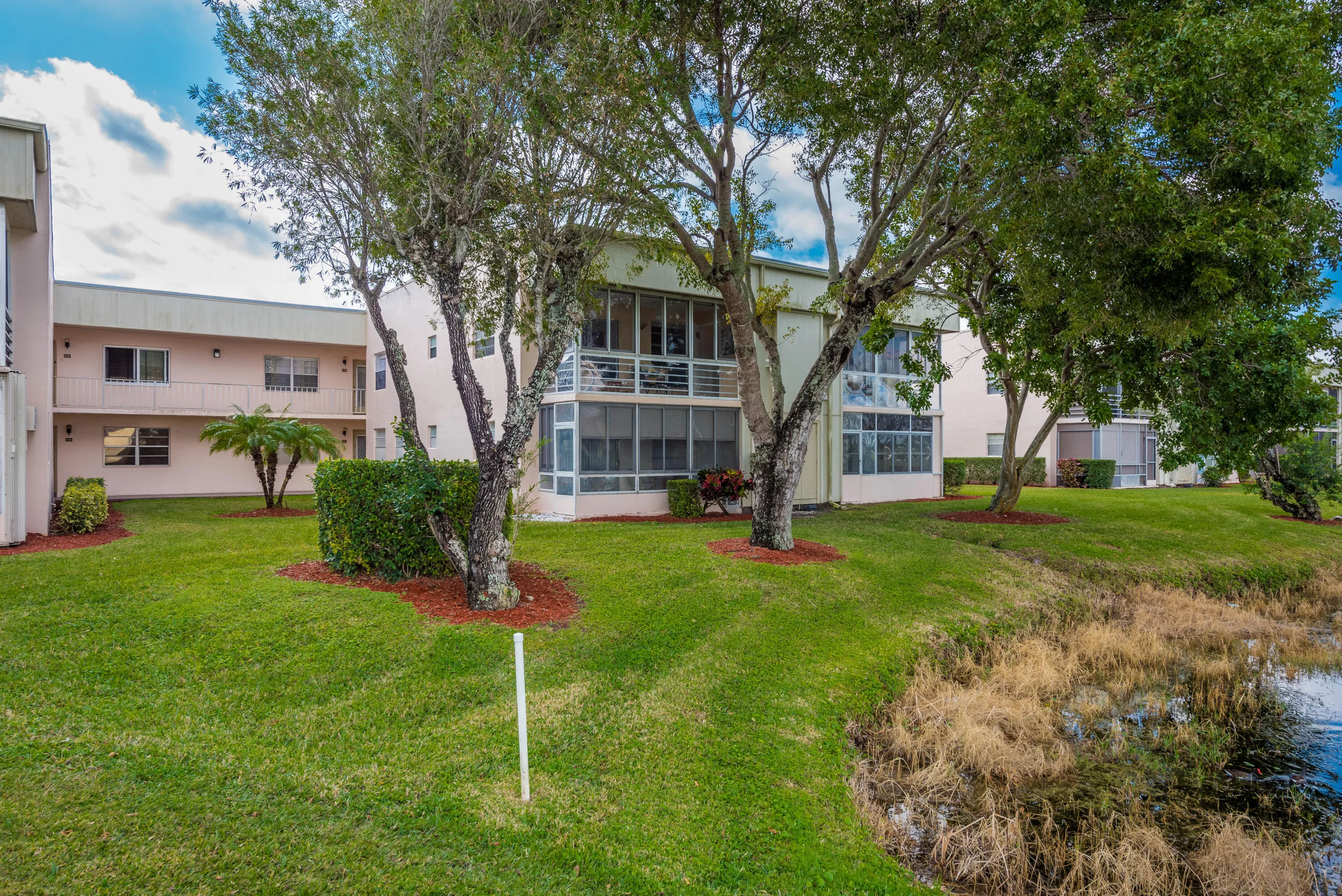 369 Capri H Kings Point -32