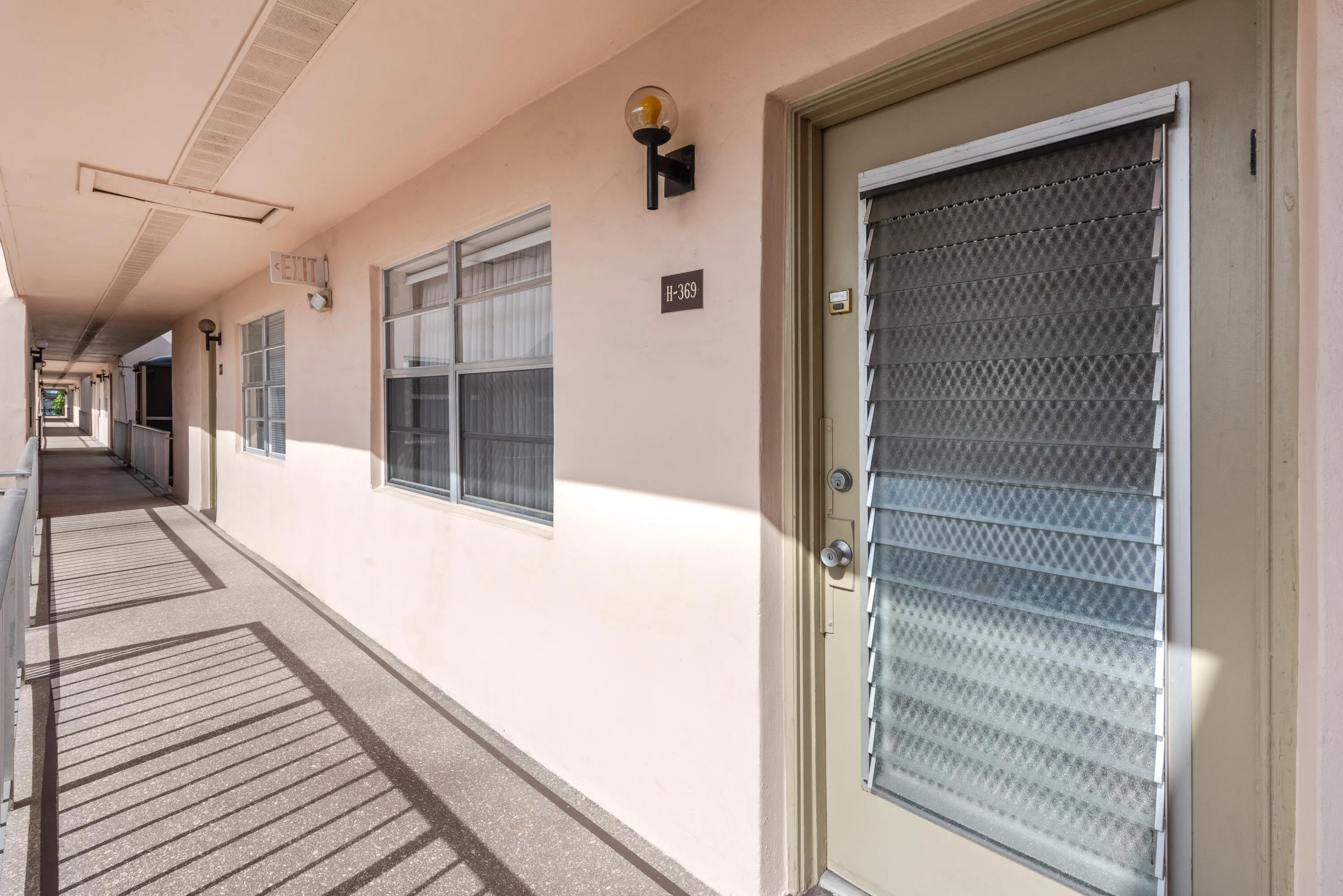 369 Capri H Kings Point -9