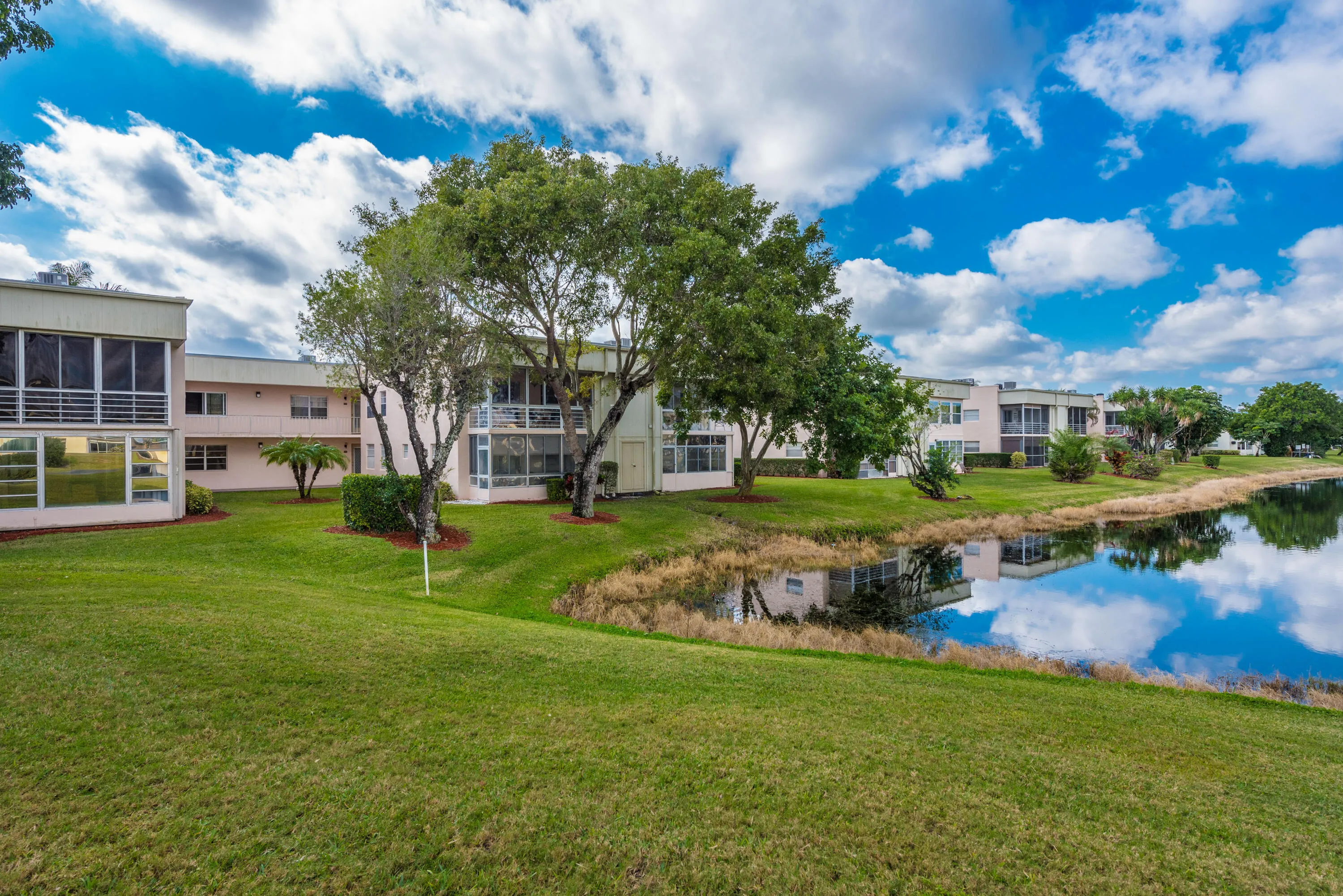369 Capri H Kings Point -33