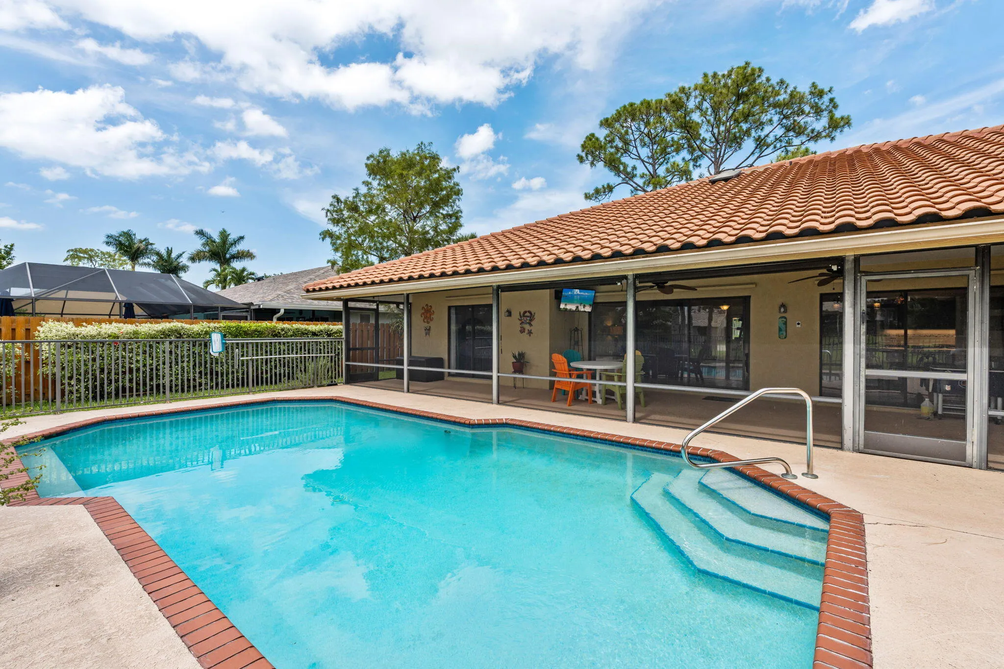 41-web-or-mls-A7409542