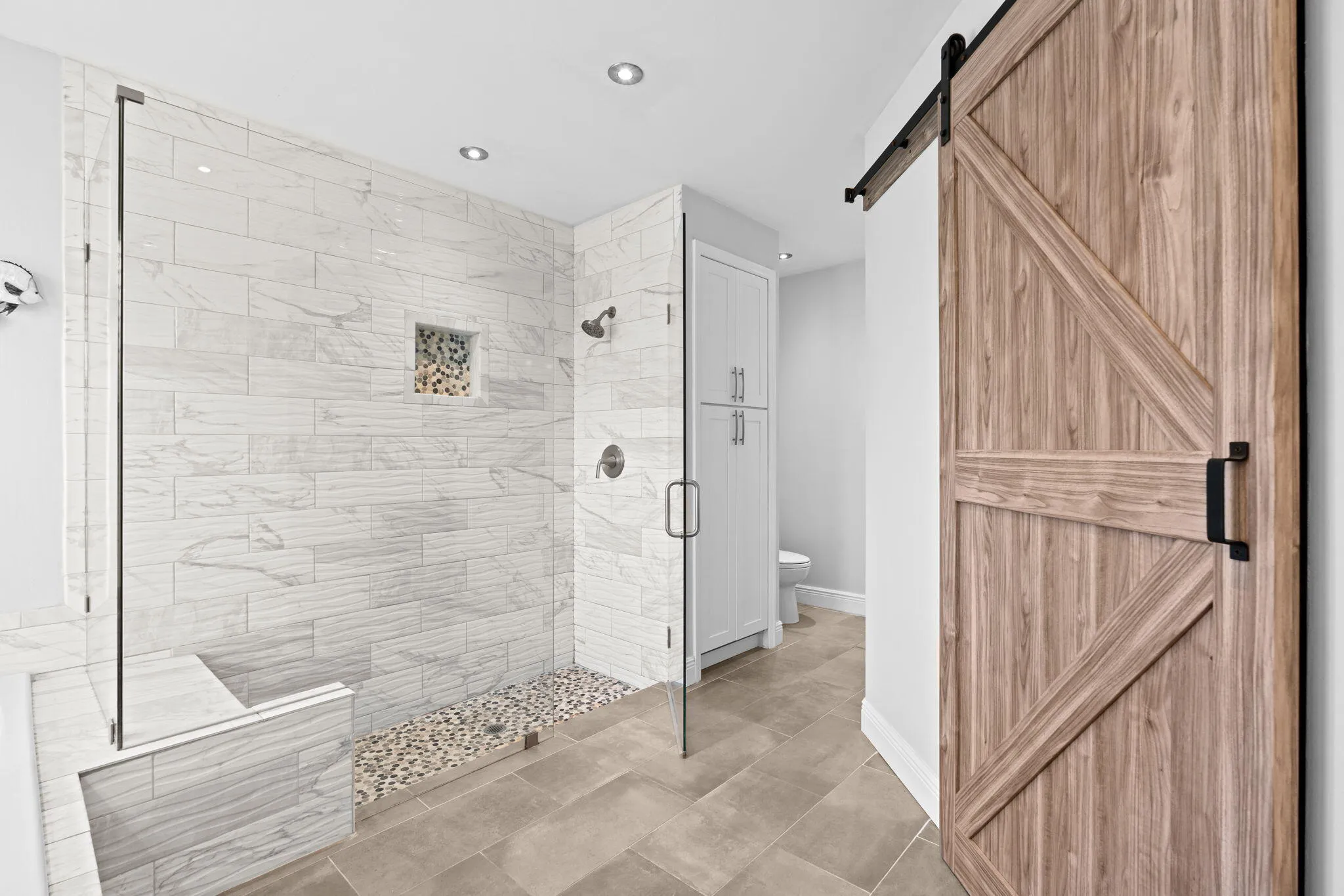 25-web-or-mls-A7409528