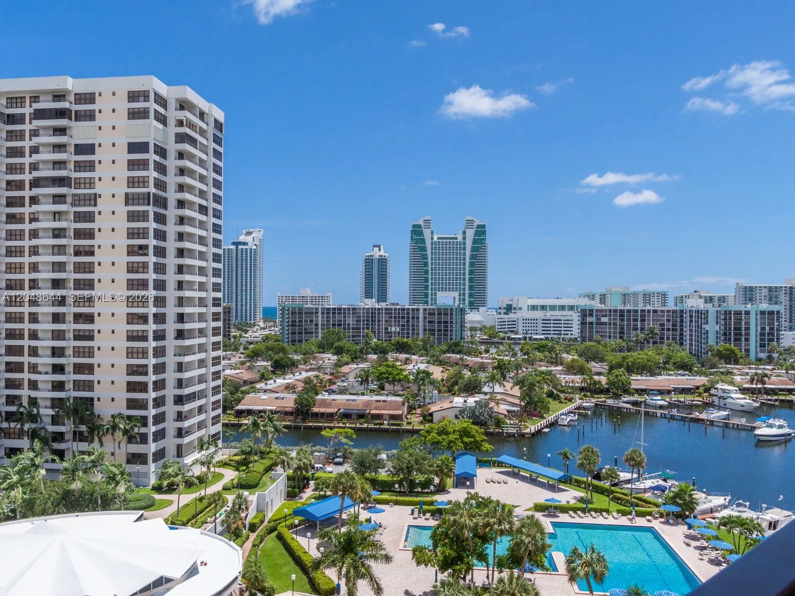 MARINA POOL
