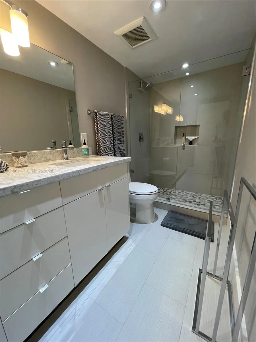 MASTER SUITE
