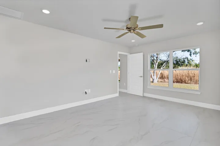 Large primary bedroom