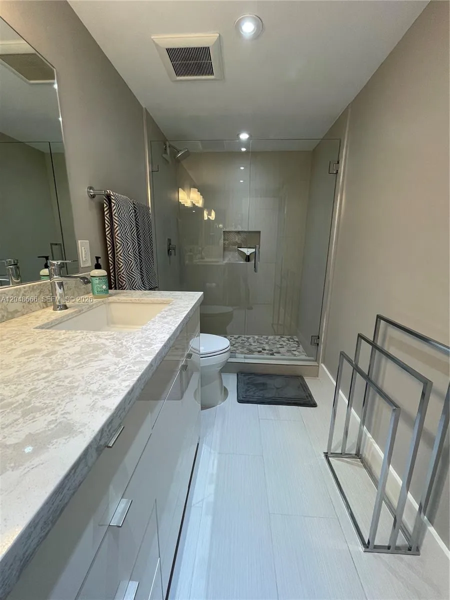 MASTER SUITE