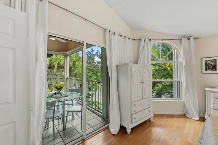 Access to balcony from primary bedrrom