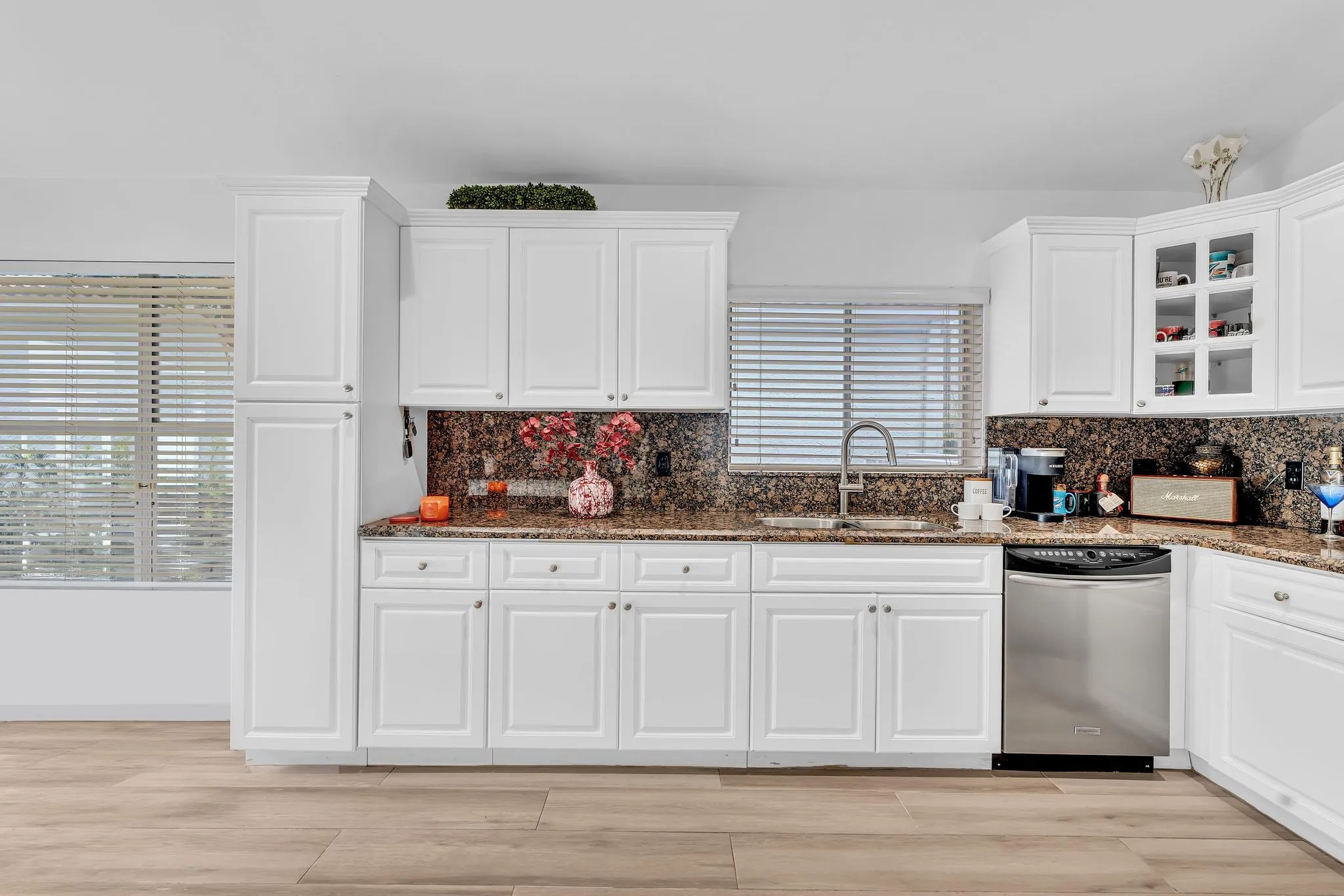 New Kitchen Cabinets