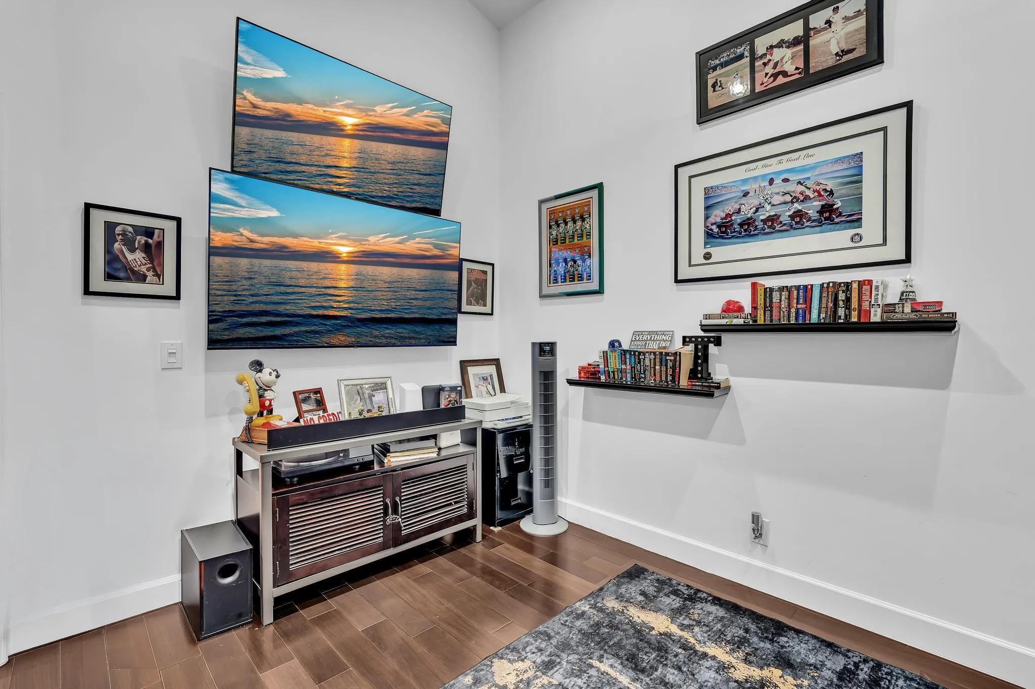 Guest Bedroom, Home Office