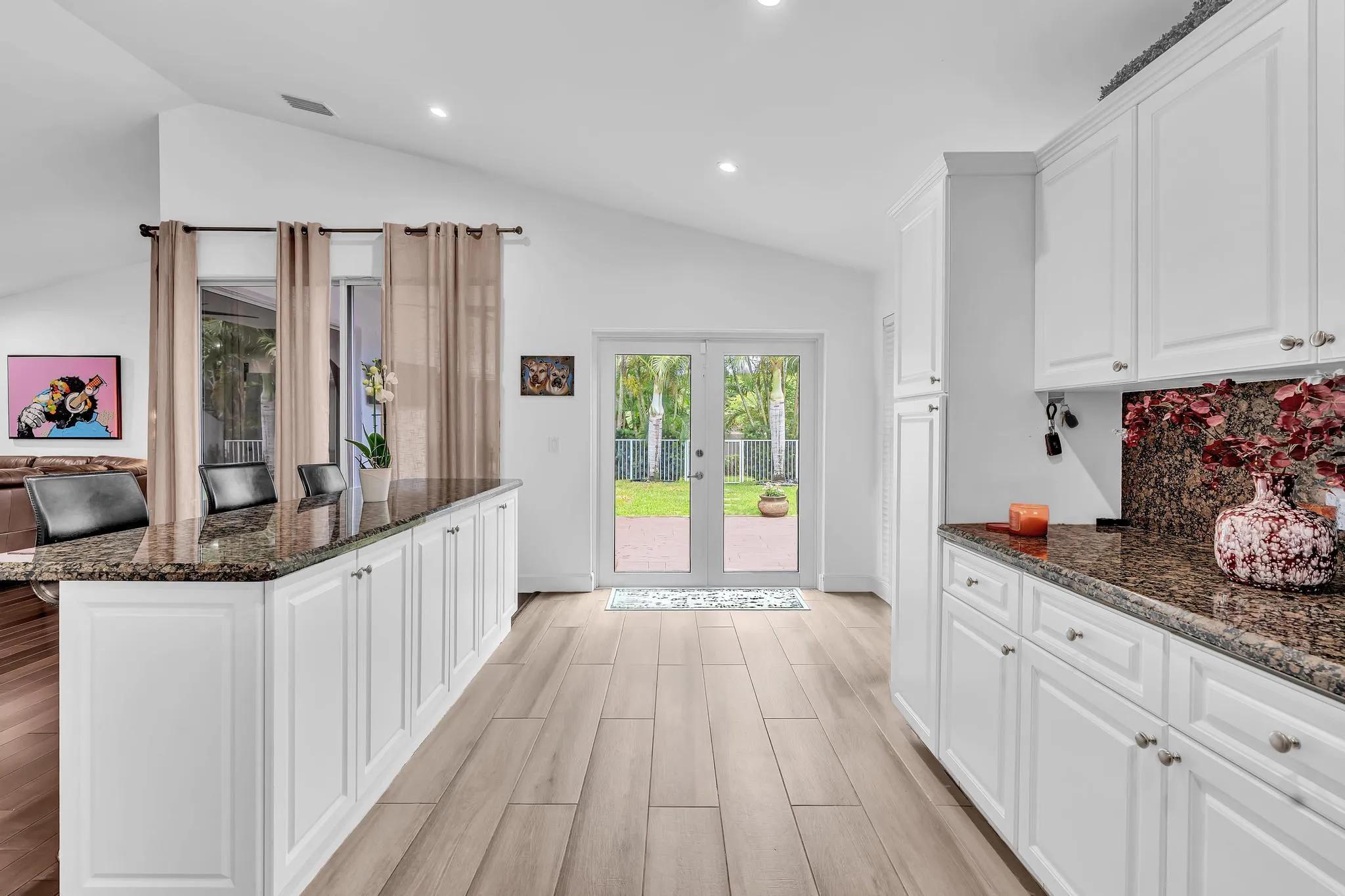 New Kitchen Cabinets and SS appliances