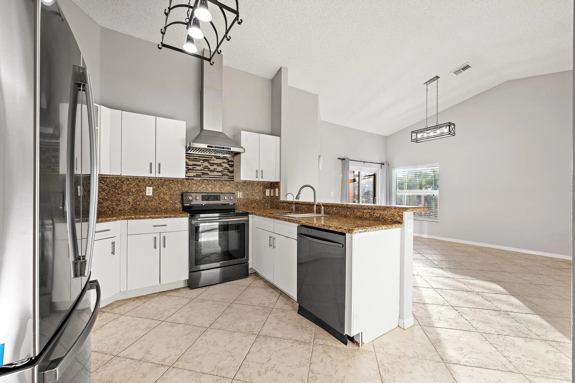 8657 Tourmaline Blvd-13