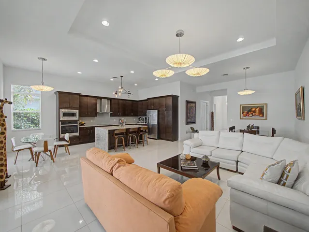Kitchen/Living