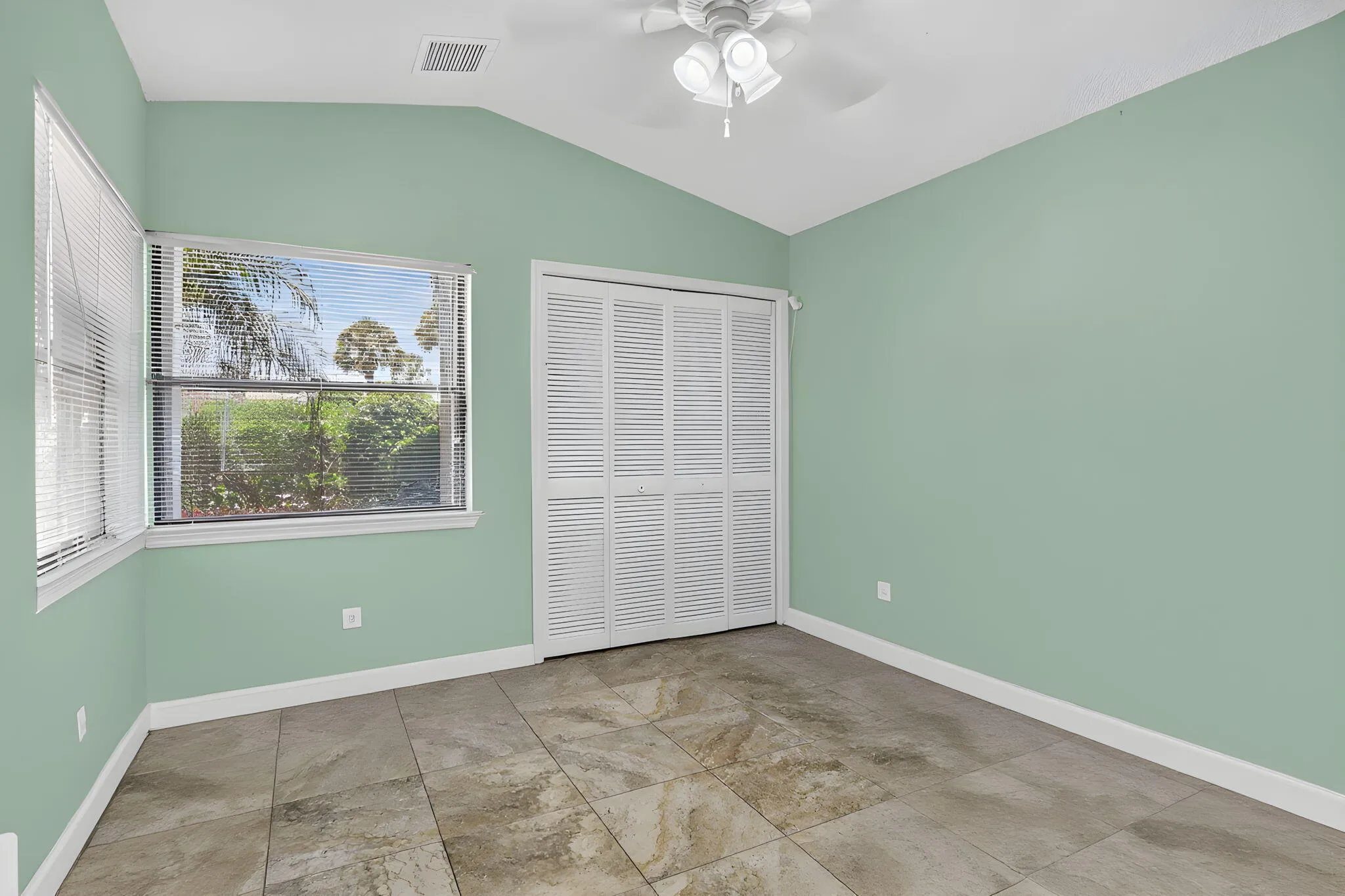 21-web-or-mls-7690 (9)
