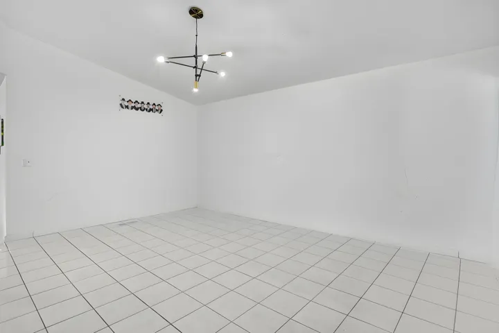 13-web-or-mls-7690 (5)